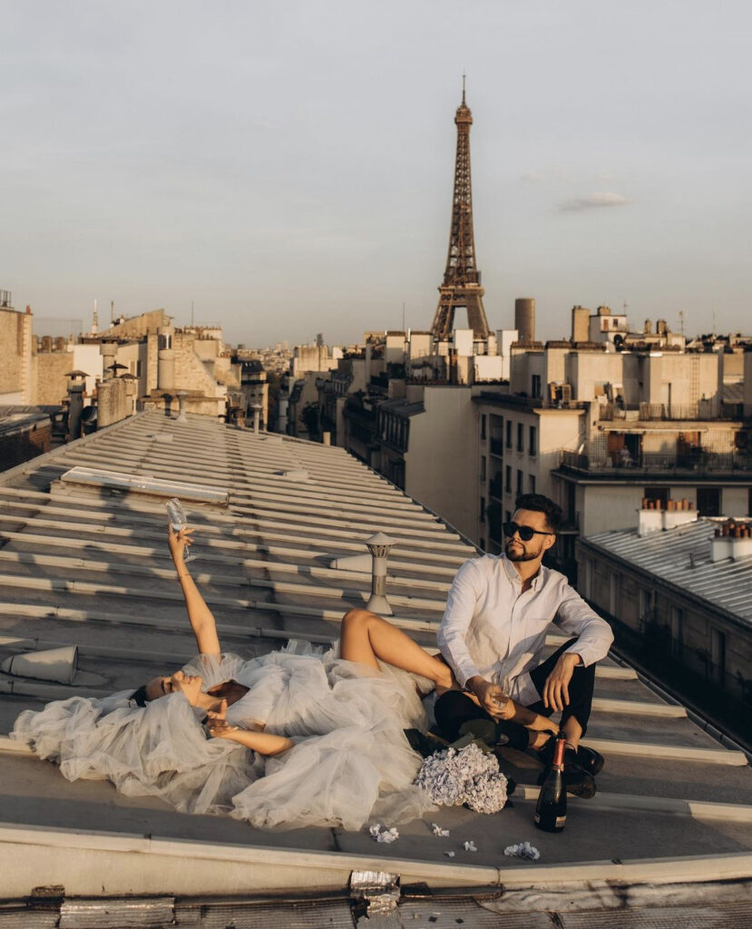 Excellent Couple photoshoot in Paris