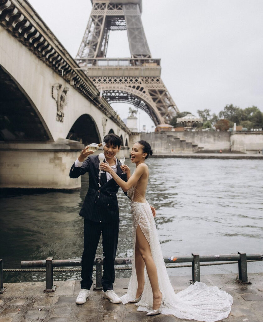 Parisian Romance Photoshoot Eloping Package